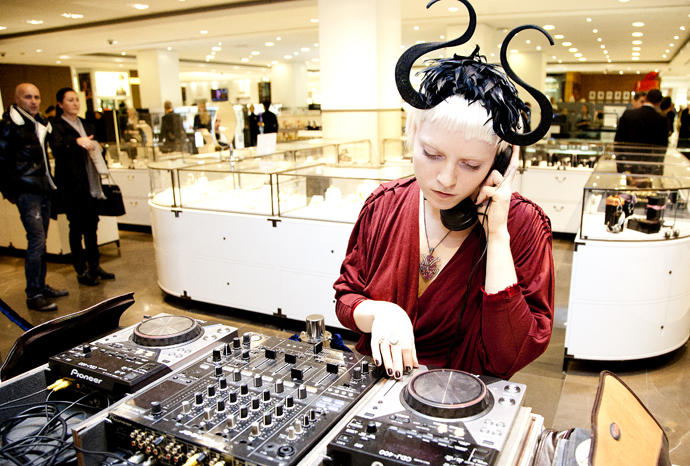 Презентация колекции Jacob&Co в ЦУМе (фото 11)