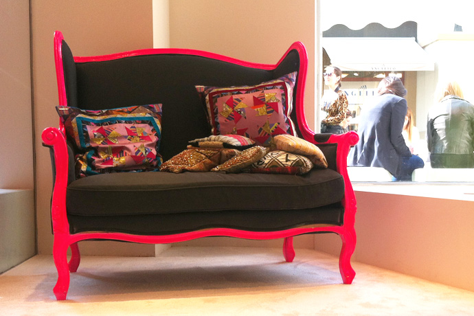 Pop-up-бутик Matthew Williamson в Fidenza Village (фото 11)