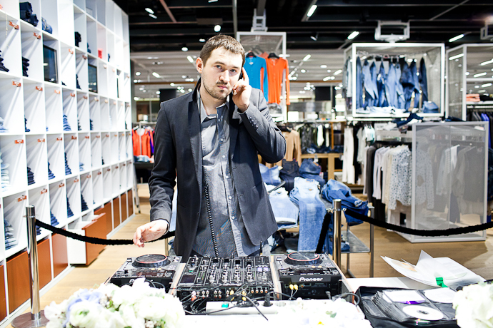 Открытие pop-up store Manolo Blahnik в ЦУМе (фото 8)