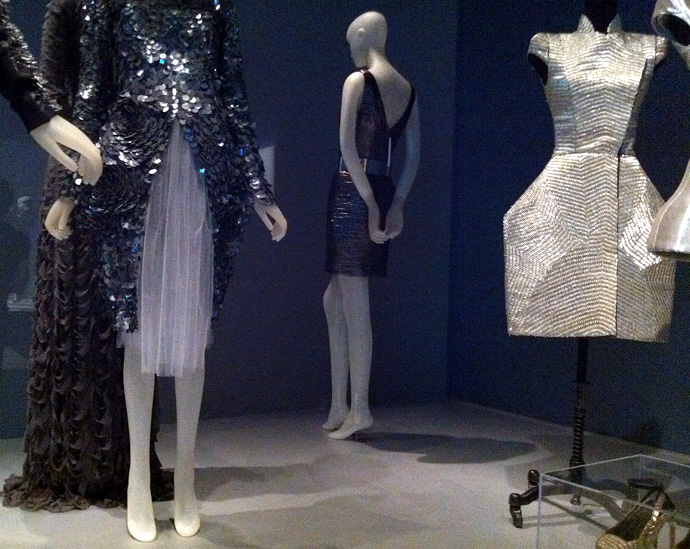 Выставка Дафны Гиннесс в FIT (фото 7)