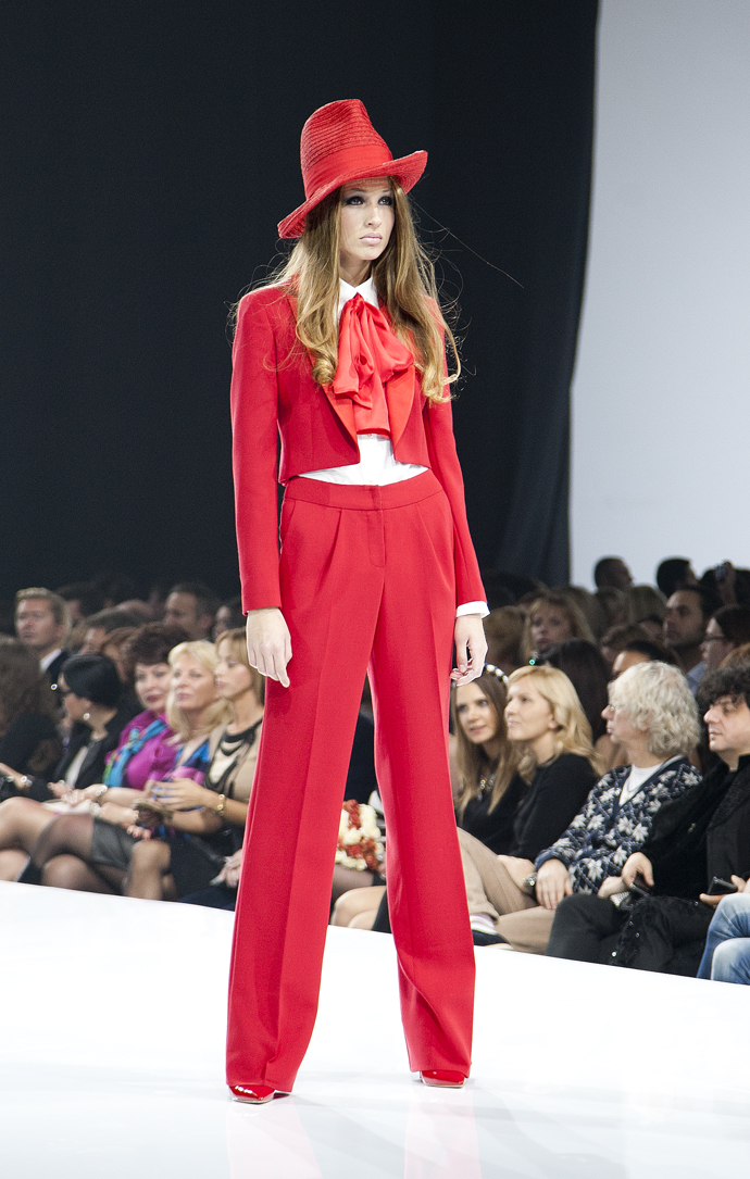 Показ Valentin Yudashkin в Москве (фото 61)