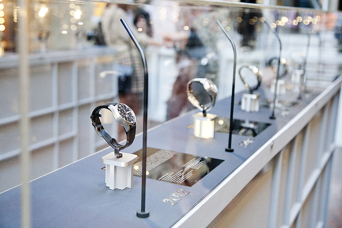 Выставка IWC Pilot's Watches в ГУМе (фото 12)