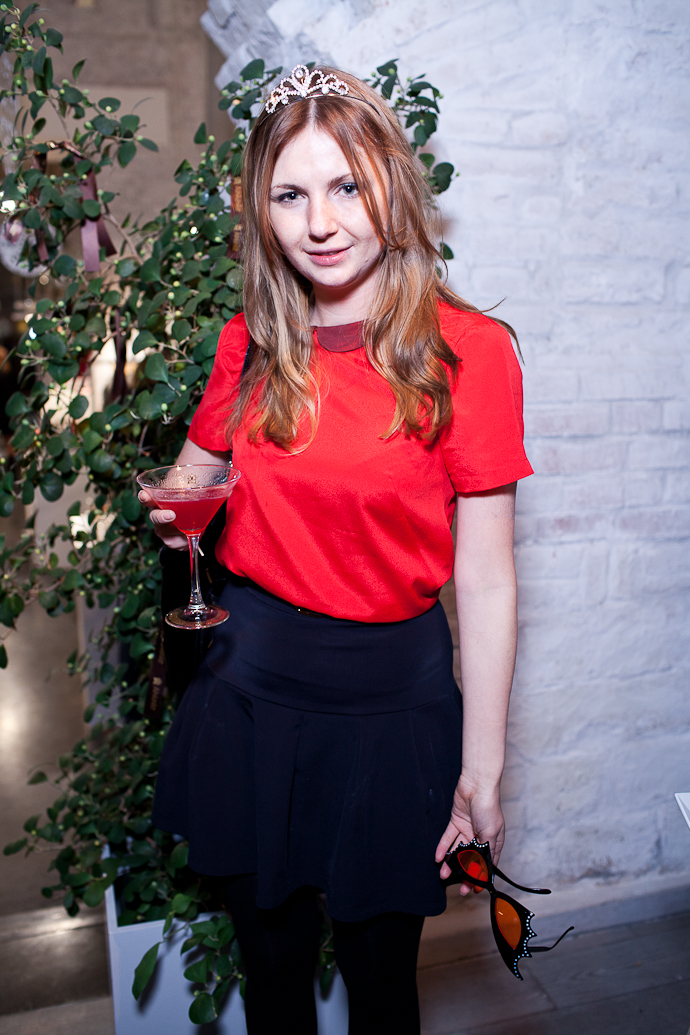 Рождественский коктейль Vardoui Nazarian (фото 24)