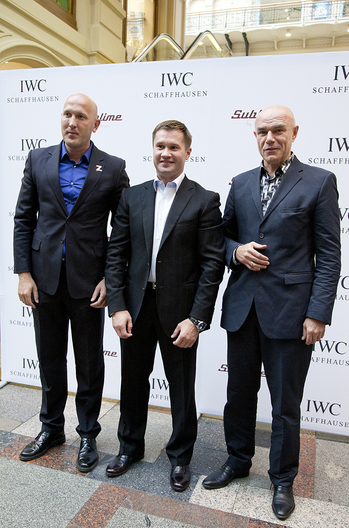 Выставка IWC Pilot's Watches в ГУМе (фото 7)