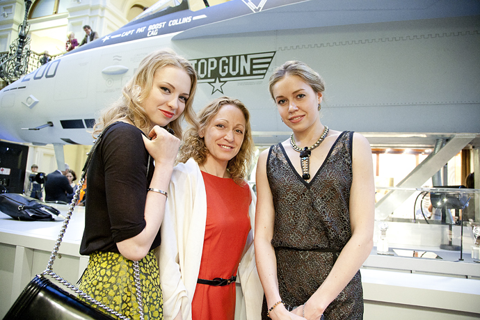 Выставка IWC Pilot's Watches в ГУМе (фото 11)