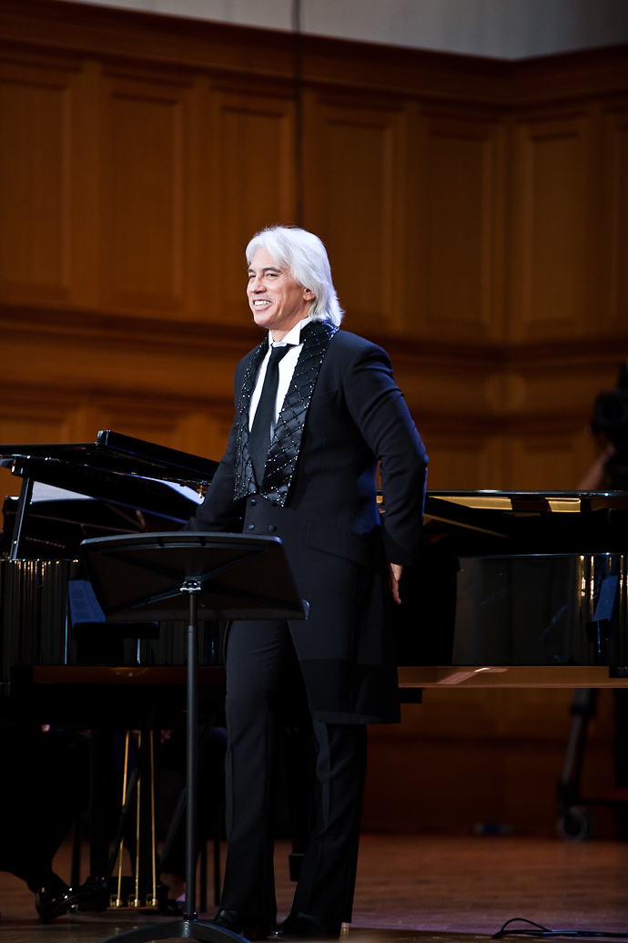 Концерт Дмитрия Хворостовского в Консерватории (фото 13)