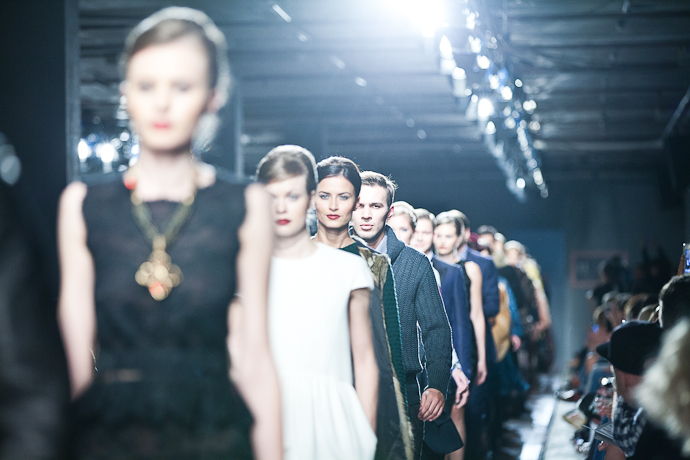 Показ новых коллекций ЦУМа (фото 17)