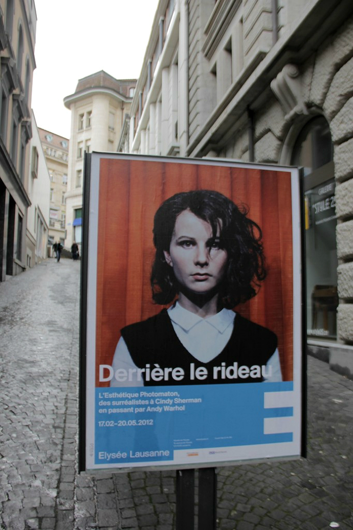 Эстетика фотобудки в Musee de l'Elysee (фото 11)