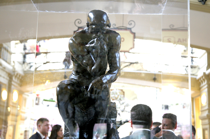 Скульптуры Родена и "Портреты театров" (фото 9)