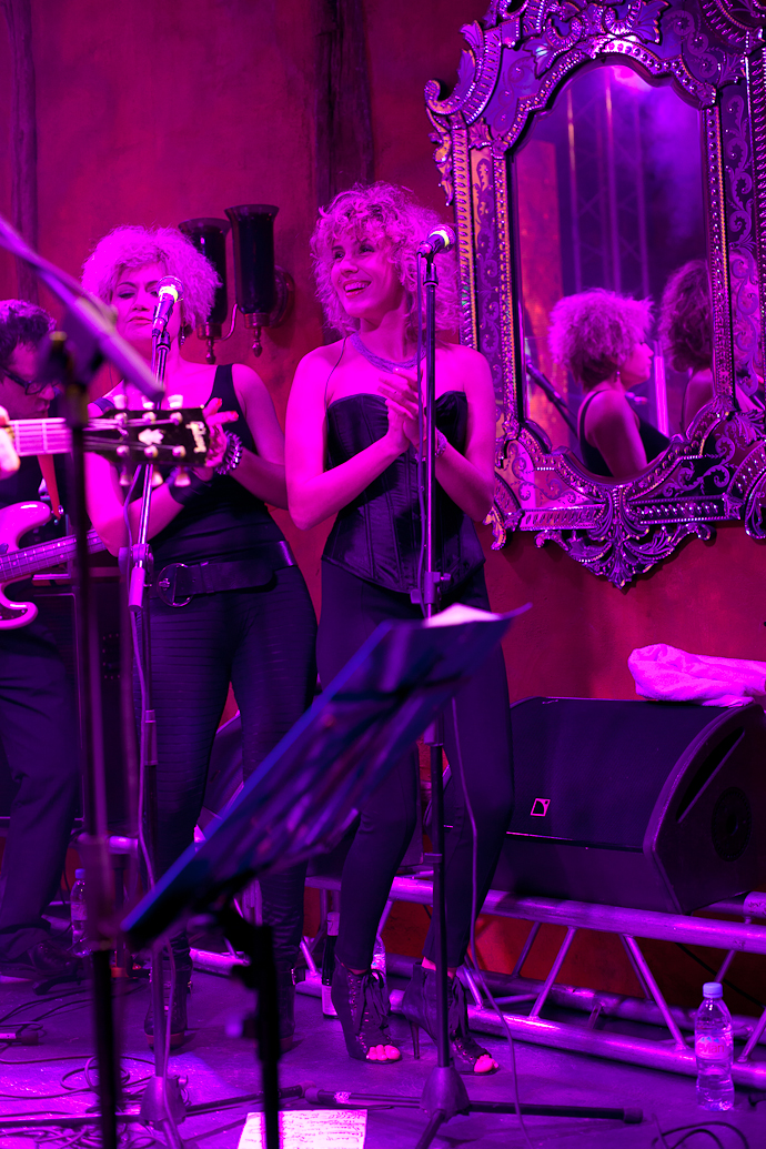 Закрытый концерт Гриши Урганта в "Бочке" (фото 5)