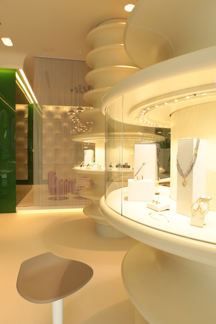 Новый бутик Podium Jewellery в Москве (фото 6)