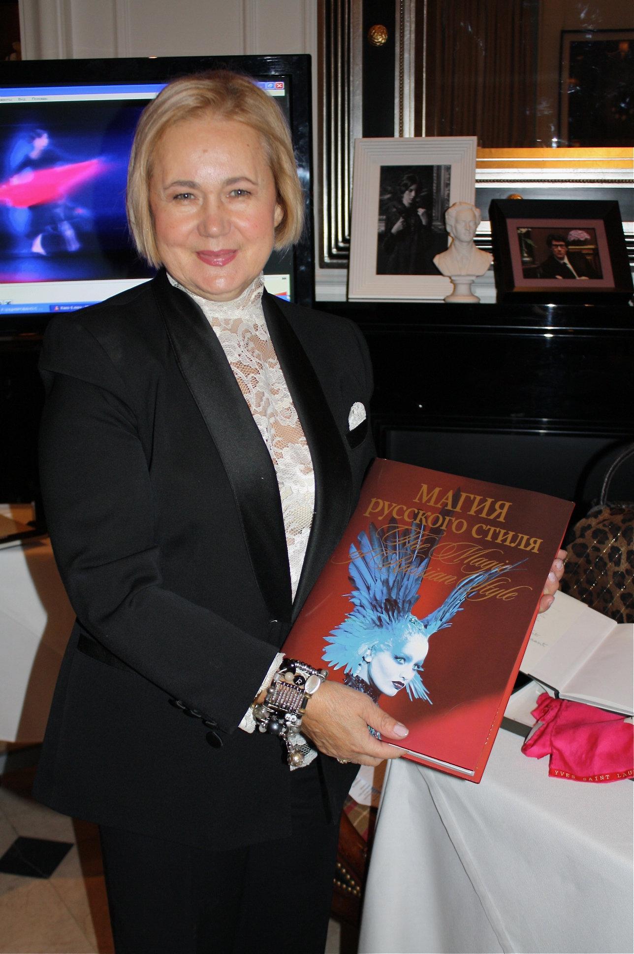 Yves Saint Laurent: трудно ли быть гением? (фото 4)