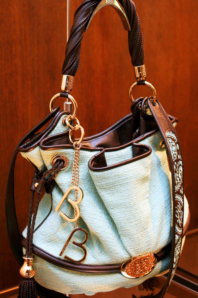 Весенне-летняя коллекция Lancel 2012 (фото 4)