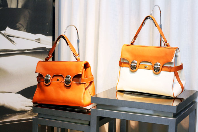 Весенне-летняя коллекция Lancel 2012 (фото 12)