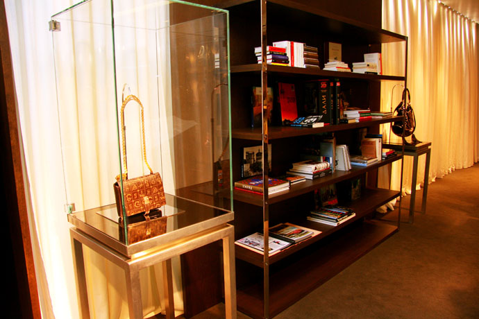 Весенне-летняя коллекция Lancel 2012 (фото 15)