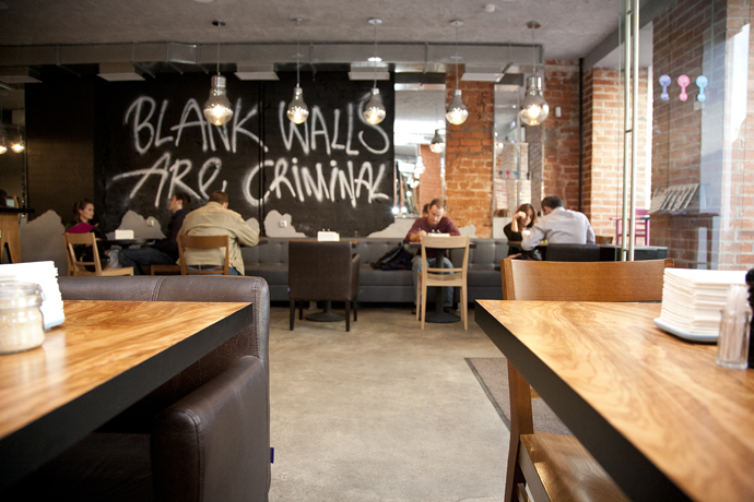 Американские десерты в Conversation Cafe (фото 3)