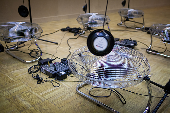 Молодое искусство на московской биеннале (фото 9)