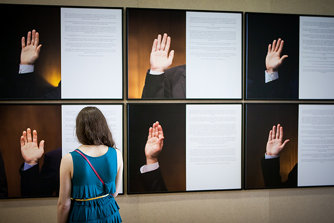 Молодое искусство на московской биеннале (фото 20)