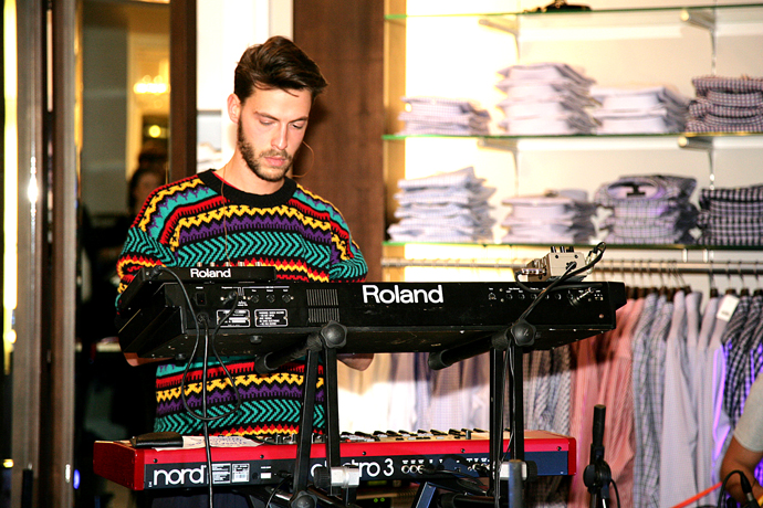 Концерт Pompeya в честь открытия Banana Republic (фото 7)