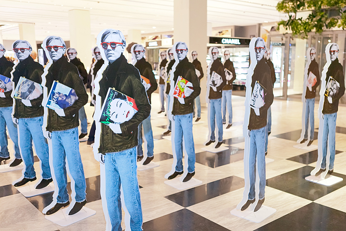 Автограф-сессия Алены Долецкой в "Цветном" (фото 9)