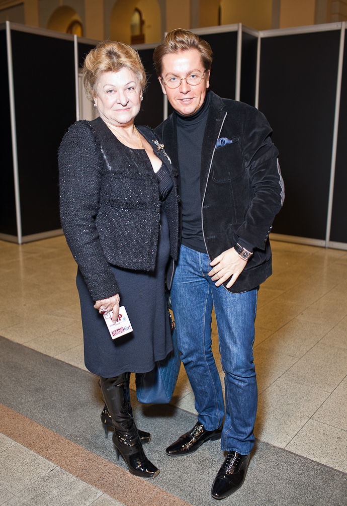 Показ Valentin Yudashkin весна-лето 2012 (фото 5)