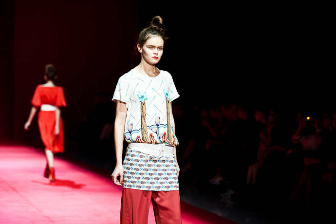 Показ Alena Akhmadullina весна-лето 2013 (фото 22)