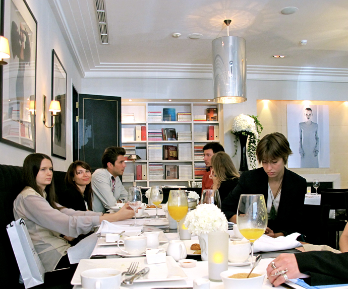 Завтрак Vogue в преддверии Fashion's Night Out (фото 3)