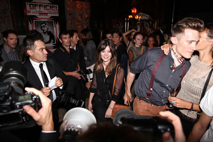 90 лет журналу L'Officiel в Париже (фото 27)