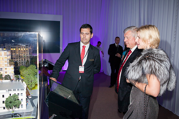 Показ коллекции Elie Saab (фото 18)