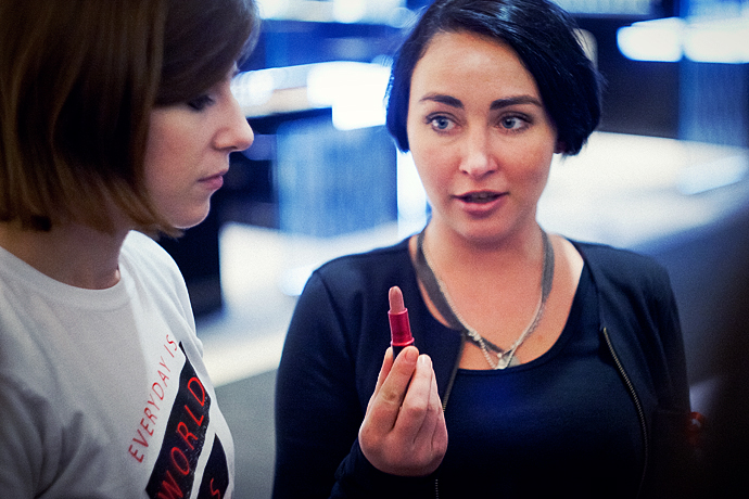 Благотворительный вечер Buro 24/7 и M.A.C в ЦУМе (фото 8)