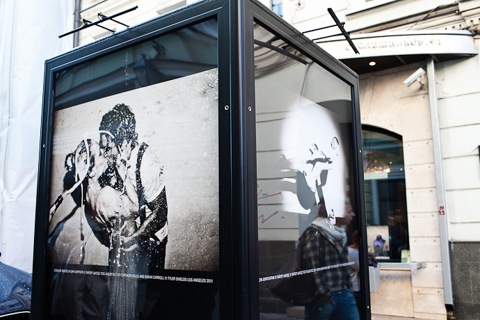 Уличная выставка Тайлера Шилдса (фото 7)