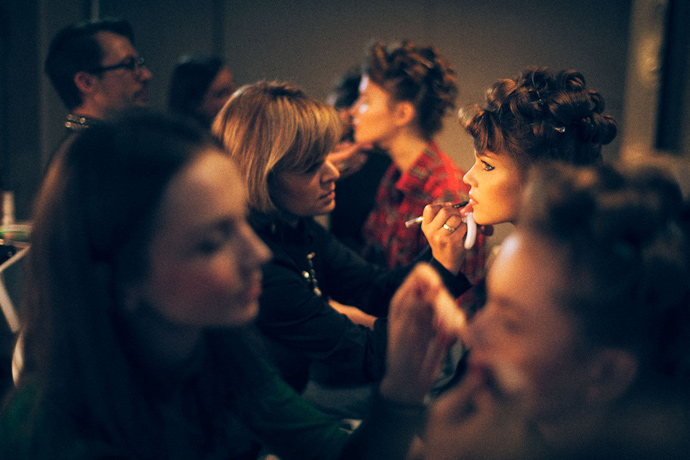 Ulyana Sergeenko весна-лето 2012. Backstage (фото 21)