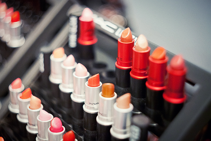 Благотворительный вечер Buro 24/7 и M.A.C в ЦУМе (фото 1)