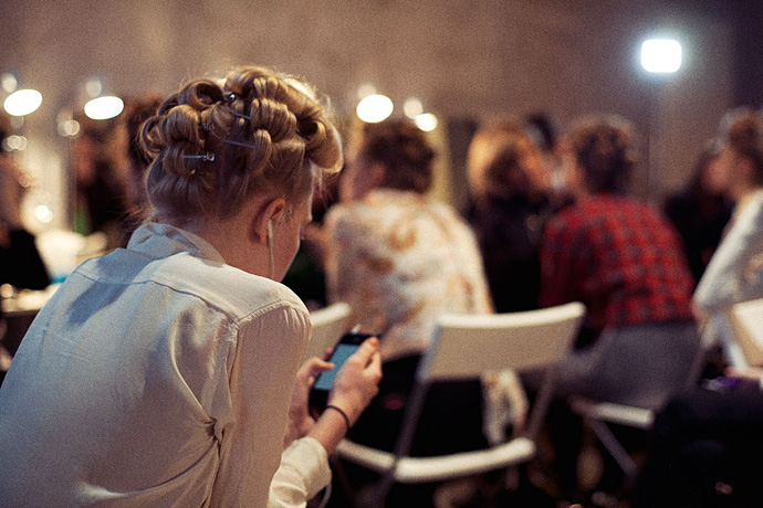 Ulyana Sergeenko весна-лето 2012. Backstage (фото 15)
