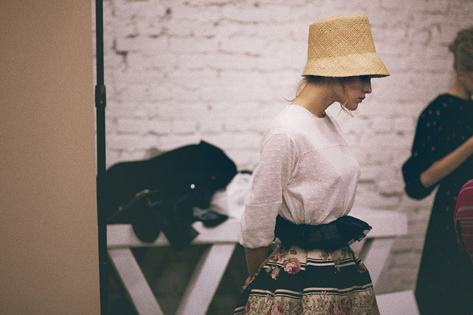 Ulyana Sergeenko весна-лето 2012. Backstage (фото 23)