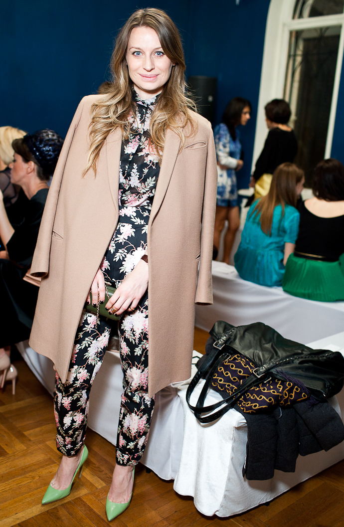 Показ Vika Gazinskaya на Cycles & Seasons by MasterCard (фото 45)