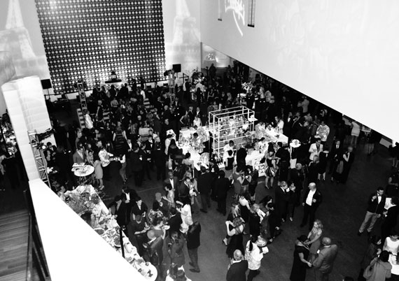 Выставка Жан-Поля Готье в Сан-Франциско (фото 3)