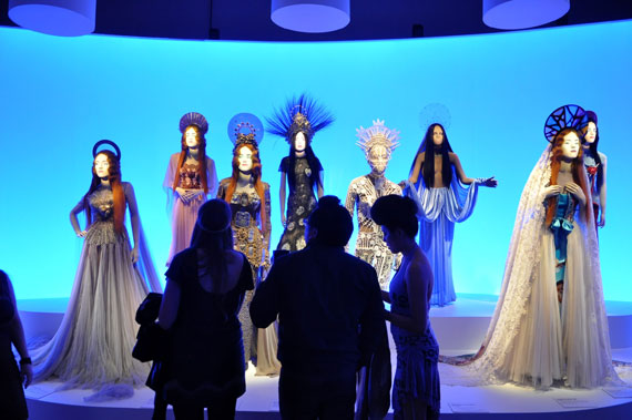 Выставка Жан-Поля Готье в Сан-Франциско (фото 2)