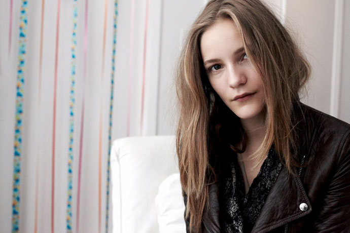 Художественные таланты моделей (фото 3)