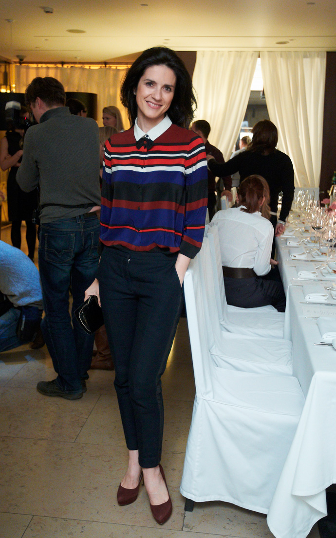 Встреча с Аней Хиндмарч в ЦУМе (фото 8)