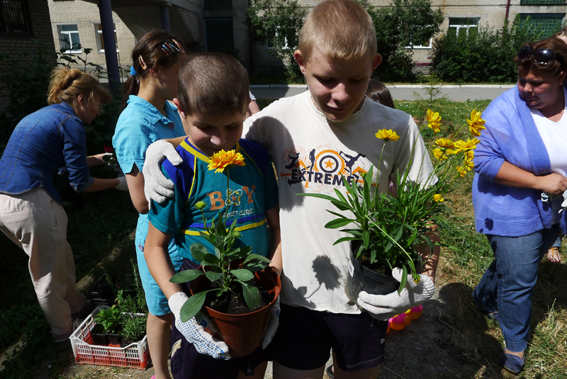 Субботник Louis Vuitton и "Обнаженных сердец" (фото 2)