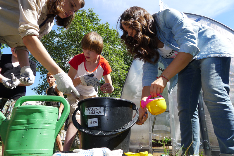 Субботник Louis Vuitton и "Обнаженных сердец" (фото 1)