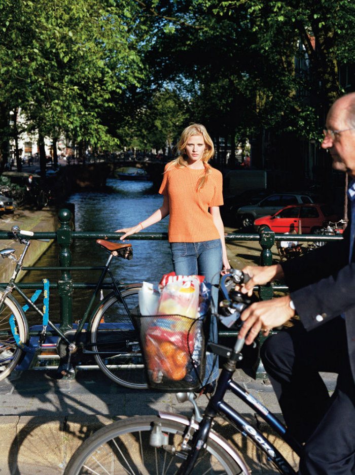 Лара Стоун зовет на каникулы (фото 5)