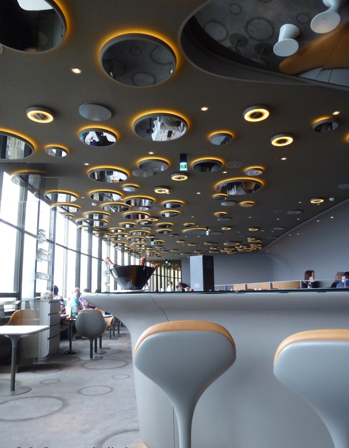 В небе над Парижем (фото 7)