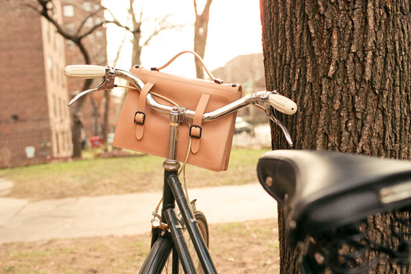 Loeffler Randall запускает линию сумок (фото 5)