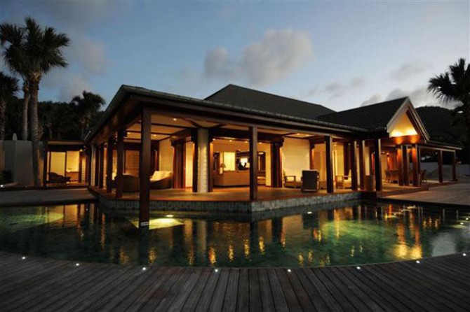 Как стать соседом Романа Абрамовича (фото 1)