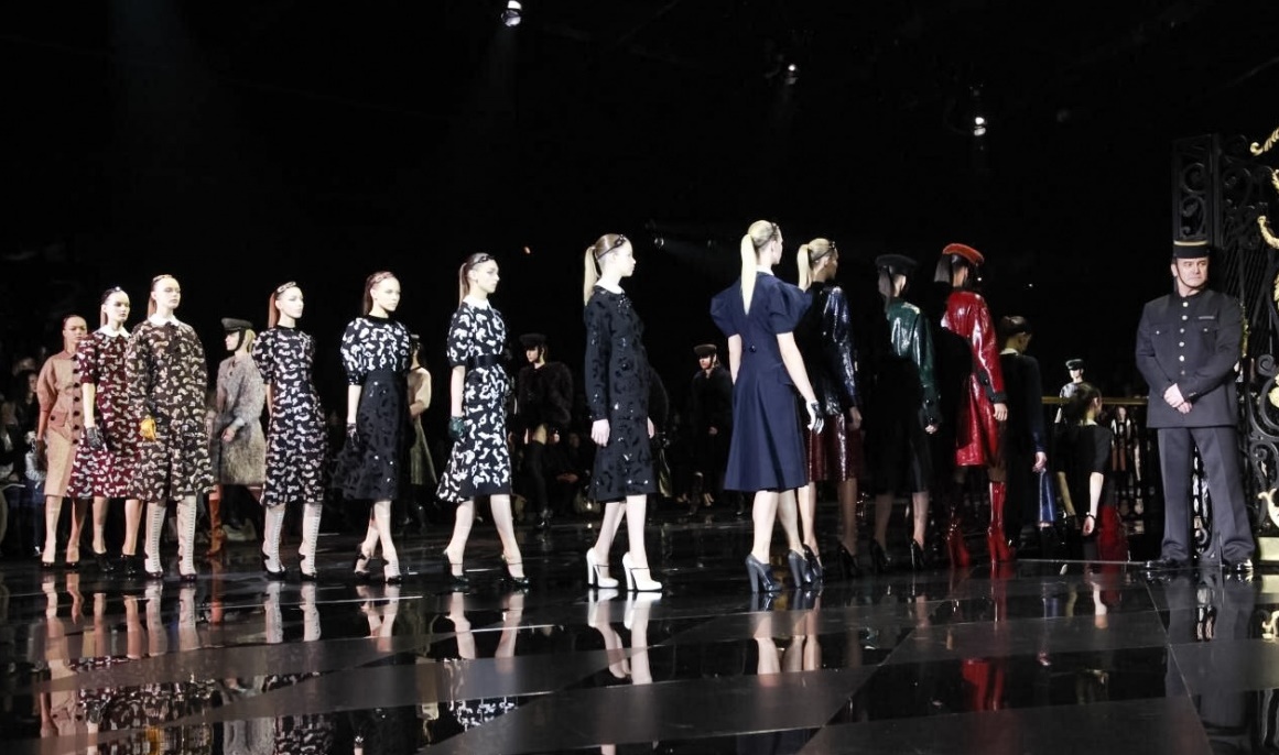 Louis Vuitton прощается с Марком Джейкобсом... (фото 1)