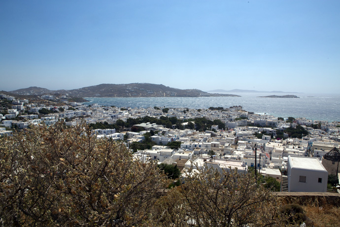 Pop-up shop Louis Vuitton на Миконосе (фото 17)