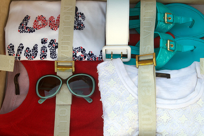 Pop-up shop Louis Vuitton на Миконосе (фото 13)