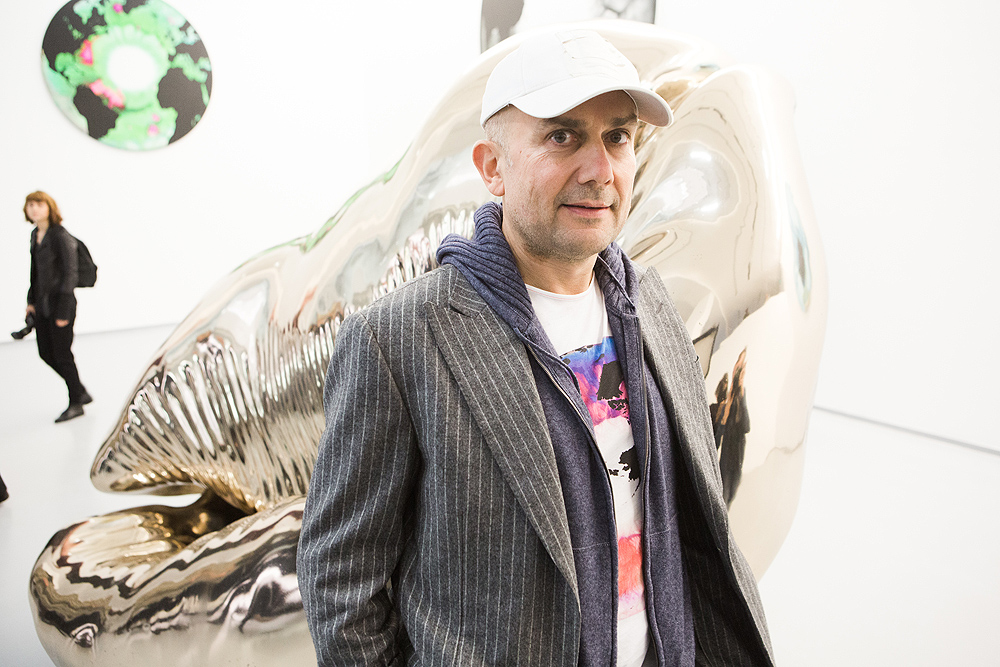 Открытие выставки Марка Куинна в Москве (фото 24)